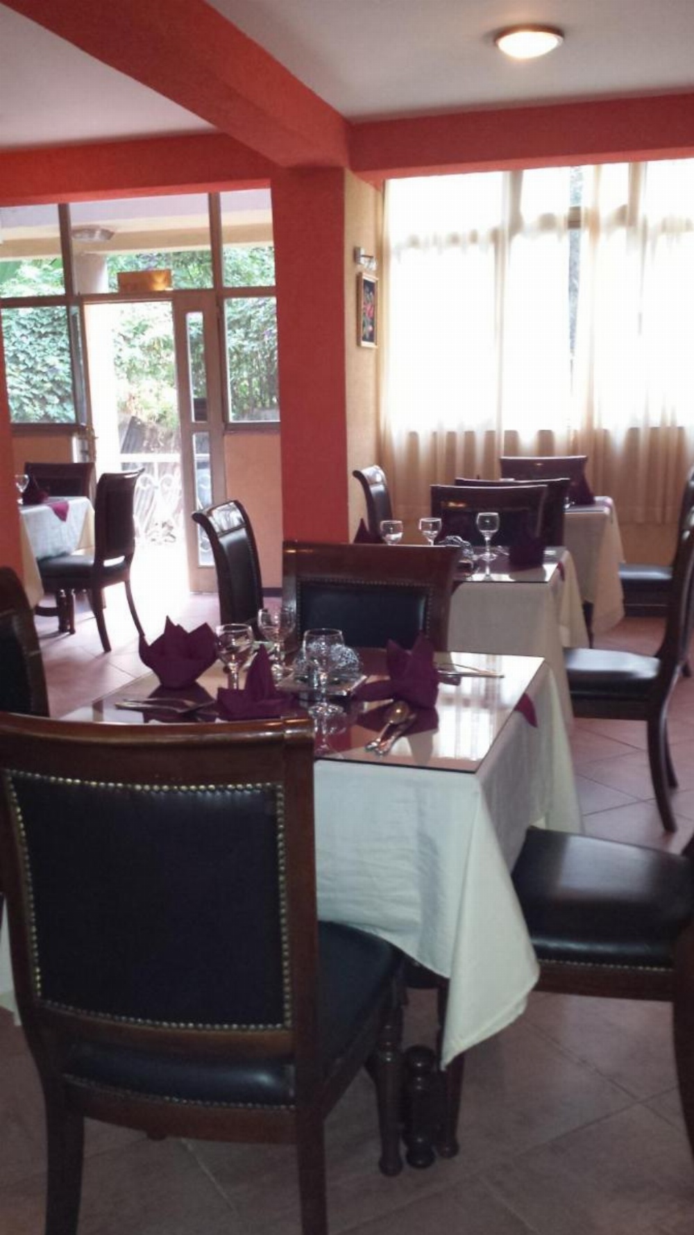 The lions den hotel Image 26