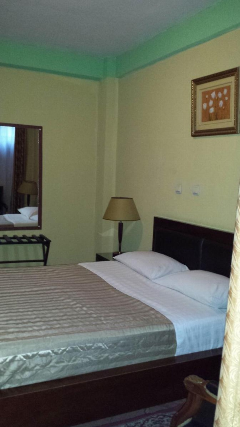 The lions den hotel Image 28